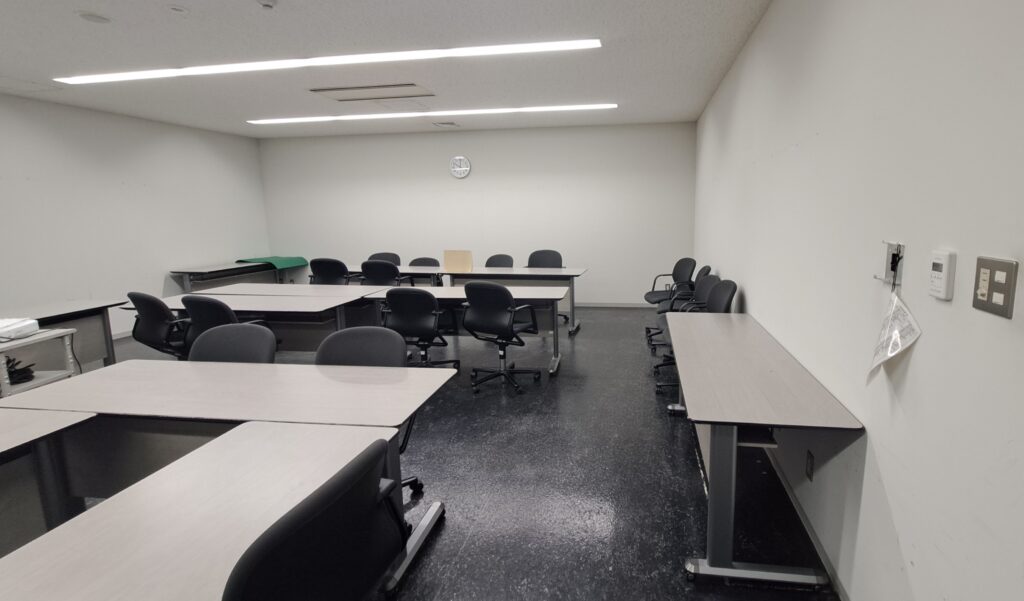 中工場男子更衣室